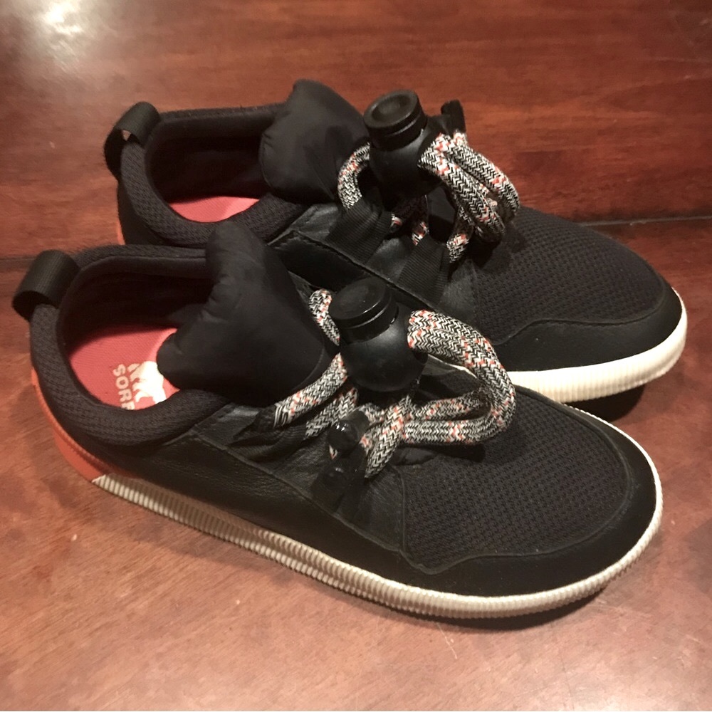 Sorel Out N About Street Sneaker Black White Orange 4277-010 Women’s Size 9 - Picture 8 of 15
